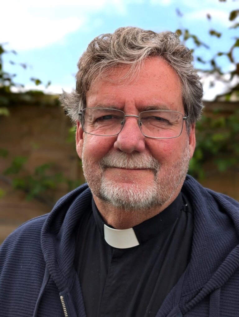 Rev Paul Canon Harris